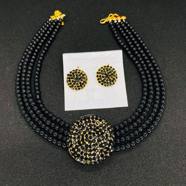 Fancy Traditional Jewelry Set For Women